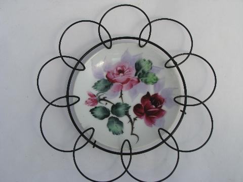 bright flowers 50s vintage Japan hand painted china plates, wirework frame