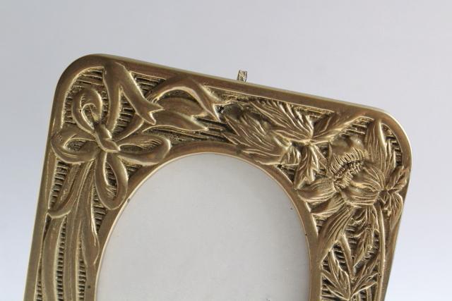 cast brass picture frame w/ floral design, 80s vintage easel stand photo frame