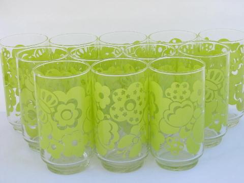 chartreuse flowers & butterflies print, retro 70s vintage Libbey glasses, 12 tumblers