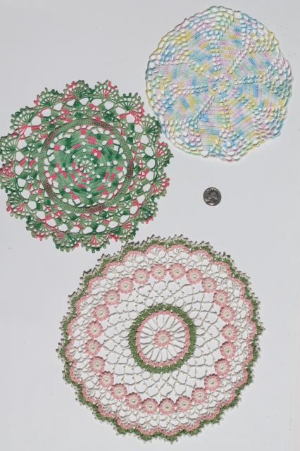 colored cotton lace crochet doily lot, vintage doilies in all sizes & colors