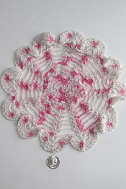 crochet flower doily lot, vintage lace doilies pretty colored thread flowers