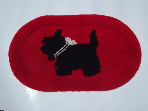 cutest ever vintage Scotty dog rug, red w/ black Scottie, 50s retro!