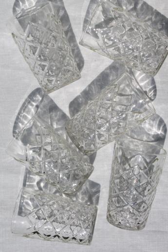 diamond thumbprint pattern depression glass juice glasses, vintage Hazel Atlas glassware