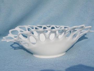 doric lace edge oval fruit bowl, vintage Westmoreland milk glass