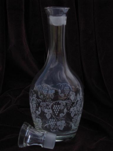 etched grapes glass vintage wine bottle decanter, ground glass stopper