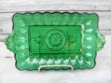 forest green butter plate or celery tray, bead edge sandwich glass