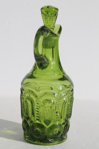 green glass moon & star pattern cruet pitcher w/ stopper, vintage L E Smith