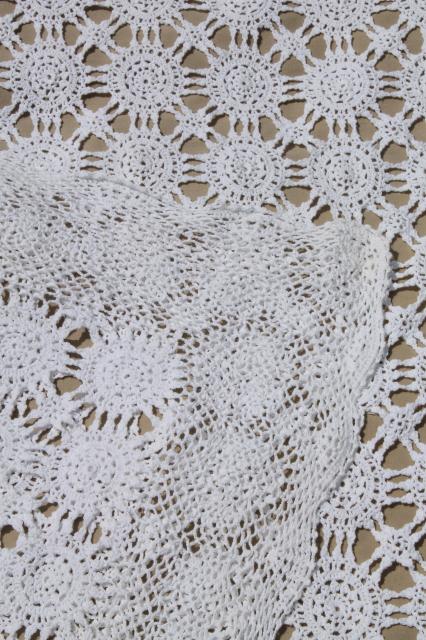 handmade crochet lace bedspread, shabby chic vintage cotton coverlet w/ lacy spider web motifs