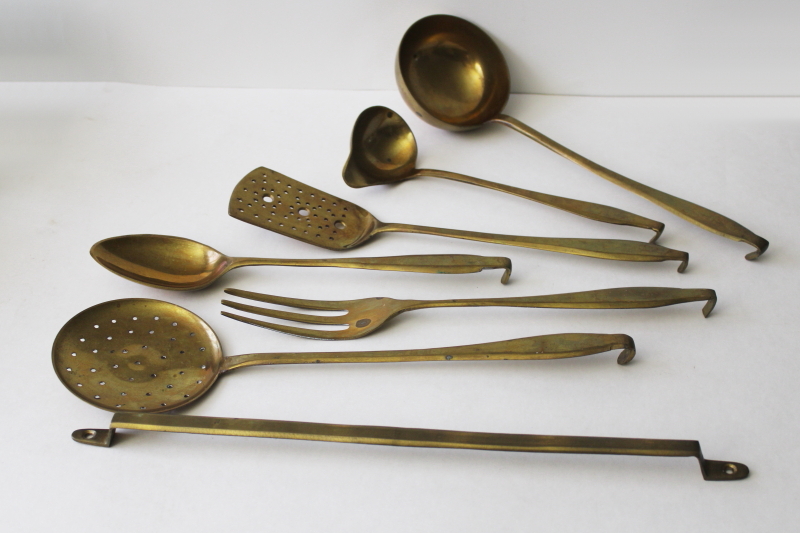 heavy solid brass kitchen utensils  wall hanging rack, large ladle, spoons, skimmer