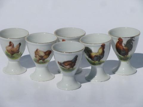 hens & roosters, vintage Japan china egg cups, egg cups set w/ chickens