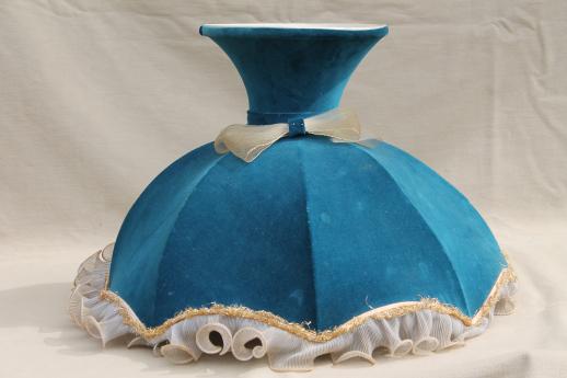 huge Victorian style wire lamp shade frame, 1970s vintage ruffled velvet lampshade for restoration