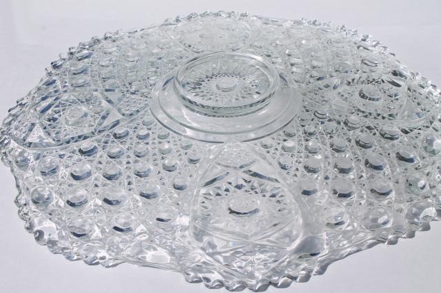 huge punch bowl under plate, vintage daisy and button pattern clear pressed glass