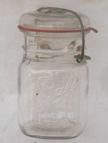 lot 3 old Ball Ideal 1 pint mason jars w/ lightning lids, WWII vintage