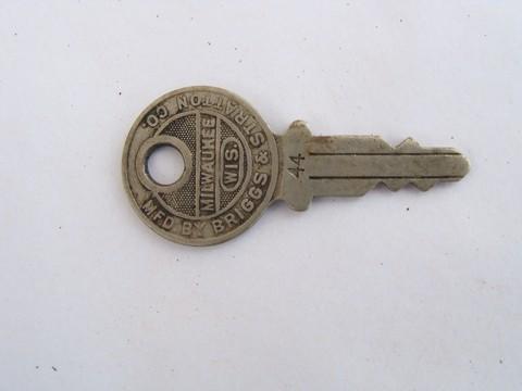 lot of 10 ornate old & vintage brass keys for padlocks etc Chicago Lock