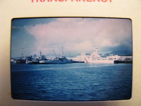 lot of 20 vintage commercial 35mm photo slides WWII US Navy Pearl Harbor memorials USS Arizona, USS Utah etc.