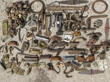 lot primitive antique & vintage hardware, hooks, pulls, latches, handles etc.