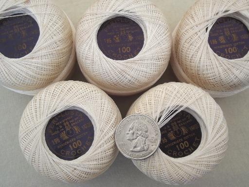 lot vintage cotton crochet thread spools in antique  French boxes