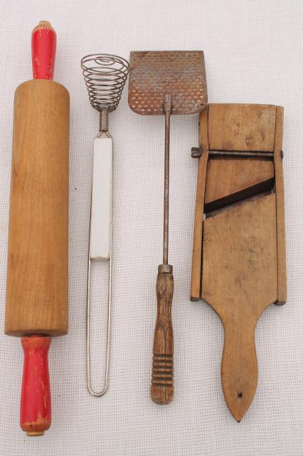 lot vintage kitchen utensils, primitive farm country kitchenware tools collection