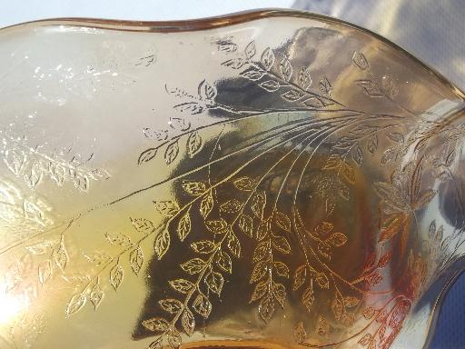 marigold carnival luster glass vintage Floragold large bowl w/ ruffle