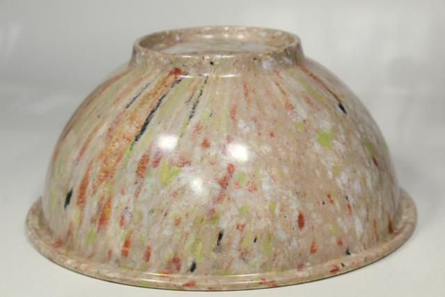 mid-century mod vintage TexasWare confetti splatter melmac mixing bowl