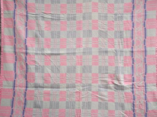 never used vintage cotton camp blanket, retro 50s pink and grey tulips