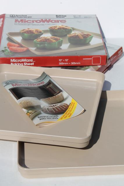 new in box vintage microwave cookware, Anchor Ovenware MicroWare plastic baking sheets