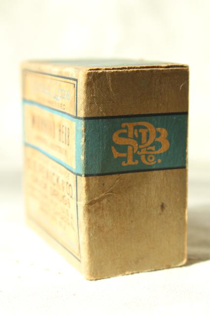 old absinthe box, antique herbalist cure medicine artemisia wormwood bulk herbs vintage pharmacy