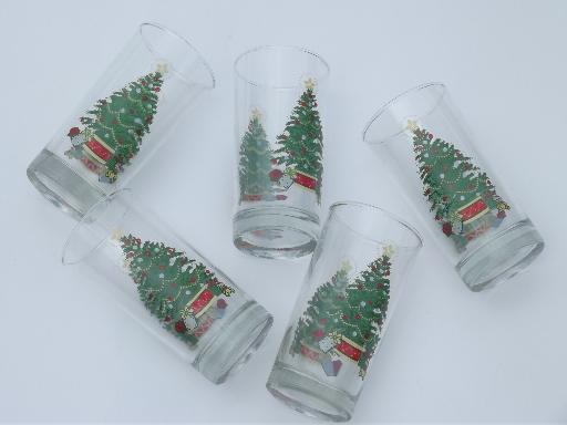old fashioned Christmas tree  w/ toys glass tumblers, vintage holiday glasses