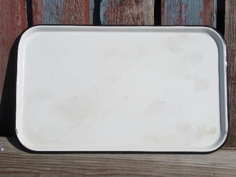 old porcelain enamel trays from farm dairy / kitchen vintage graniteware