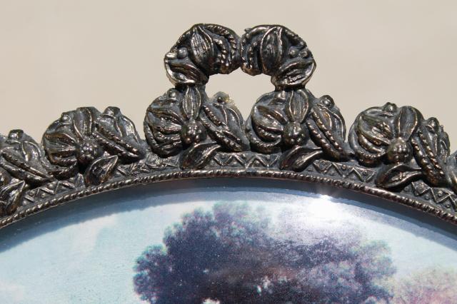 ornate gold Italian baroque frame w/ oval convex bubble glass & charming vintage pastoral print