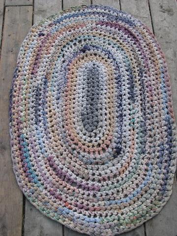 oval vintage 1950's cotton rag rug, hand-crocheted