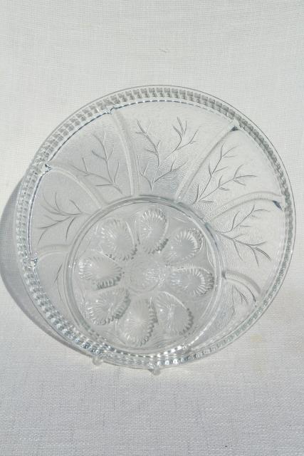 pebble leaf pattern vintage Indiana glass relish tray deviled egg plate serving platter