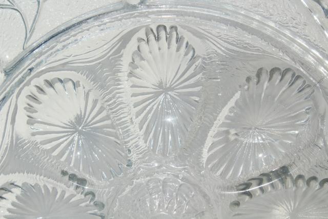 pebble leaf pattern vintage Indiana glass relish tray deviled egg plate serving platter