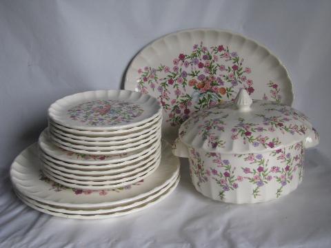 pink & lavender floral chintz pattern, vintage W S George Fiesta pattern china plates