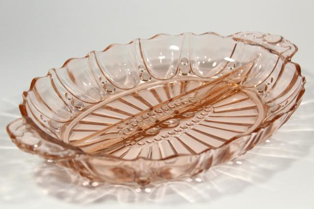 pink oyster & pearl pattern depression glass relish dish divided bowl, vintage Anchor Hocking
