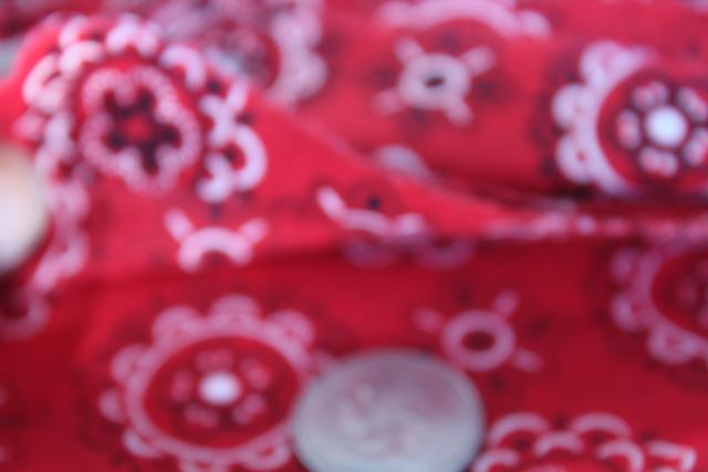 red bandana print cotton fabric, 1950s vintage rockabilly or work wear style!