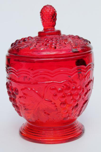 red glass Concord vintage grape pattern Imperial glass candy dish w/ grapes