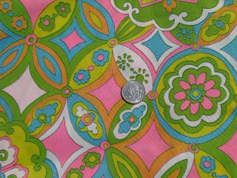 retro mod 60s vintage print fabric lot, op art flowers, psychedelic colors!