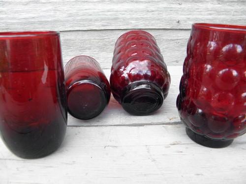 royal ruby red glass tumblers, plain and bubble vintage Hocking glasses