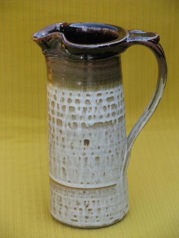 rustic 70s retro stoneware pottery pitcher and tumblers, brown band drip