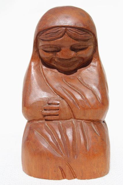 rustic hand carved wood Madonna, statue of Mary, vintage Mexico lady w/ veil praying