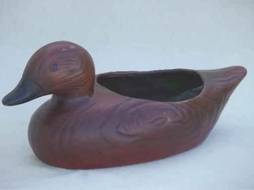 rustic vintage  wood grain 'carved wood' ceramic duck decoy planter 