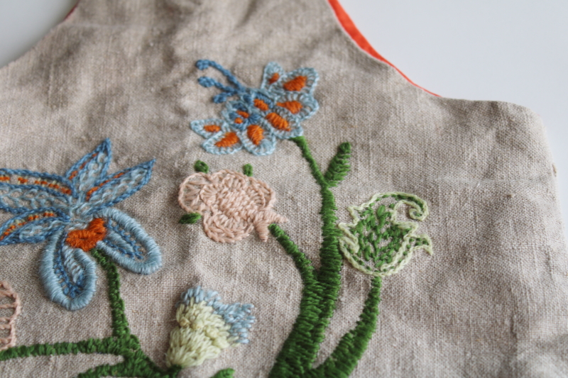 simple flax linen handbags w/ crewel wool embroidery, 70s vintage boho handcrafted lagenlook