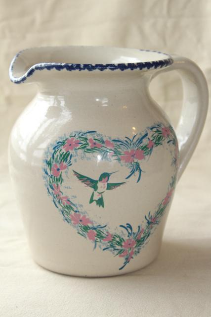spongeware stoneware pottery pitcher hummingbird heart floral, Home & Garden Party 90s vintage