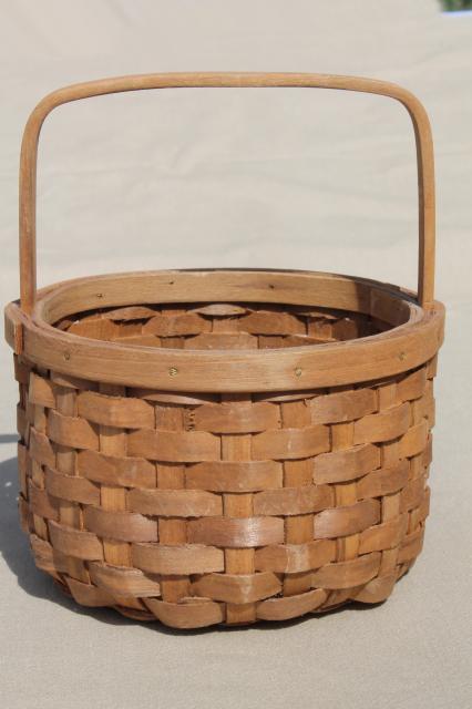 tiny child's size gathering basket, primitive vintage wood splint flower basket 