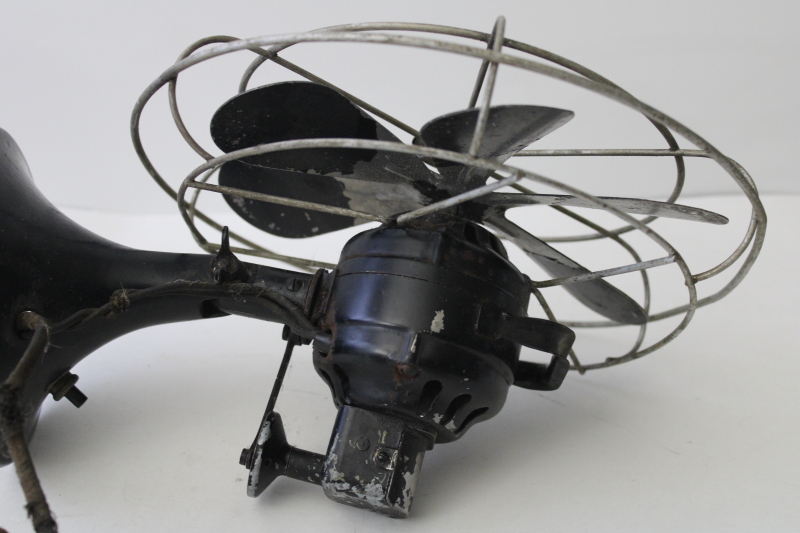 unrestored vintage 1930s Airflow electric fan, six blade small desk top size