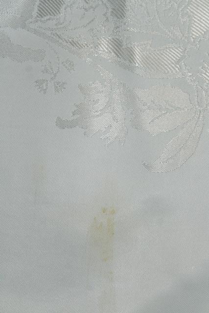 unused vintage damask tablecloth & dinner napkins, silky rayon w/ beautiful sheen