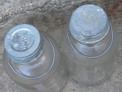 vintage 2 qt glass pickle jars w/wire handles pantry storage canisters