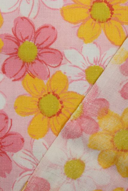 vintage 36 wide fabric, quilting weight cotton print cosmos flowers orange & pink floral