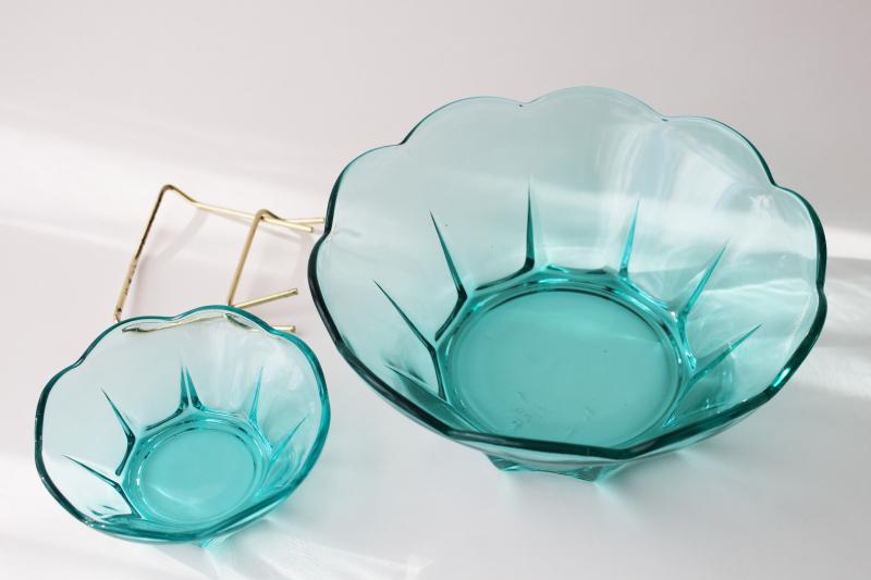 vintage Anchor Hocking aquamarine glass chip & dip bowls w/ rack, Swedish modern shape